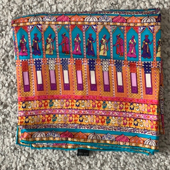 Accessories - Handmade 100% Silk Scarf